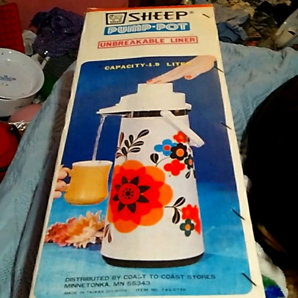Vintage Pump Pot by Sheep Groovy Liquid Dispenser